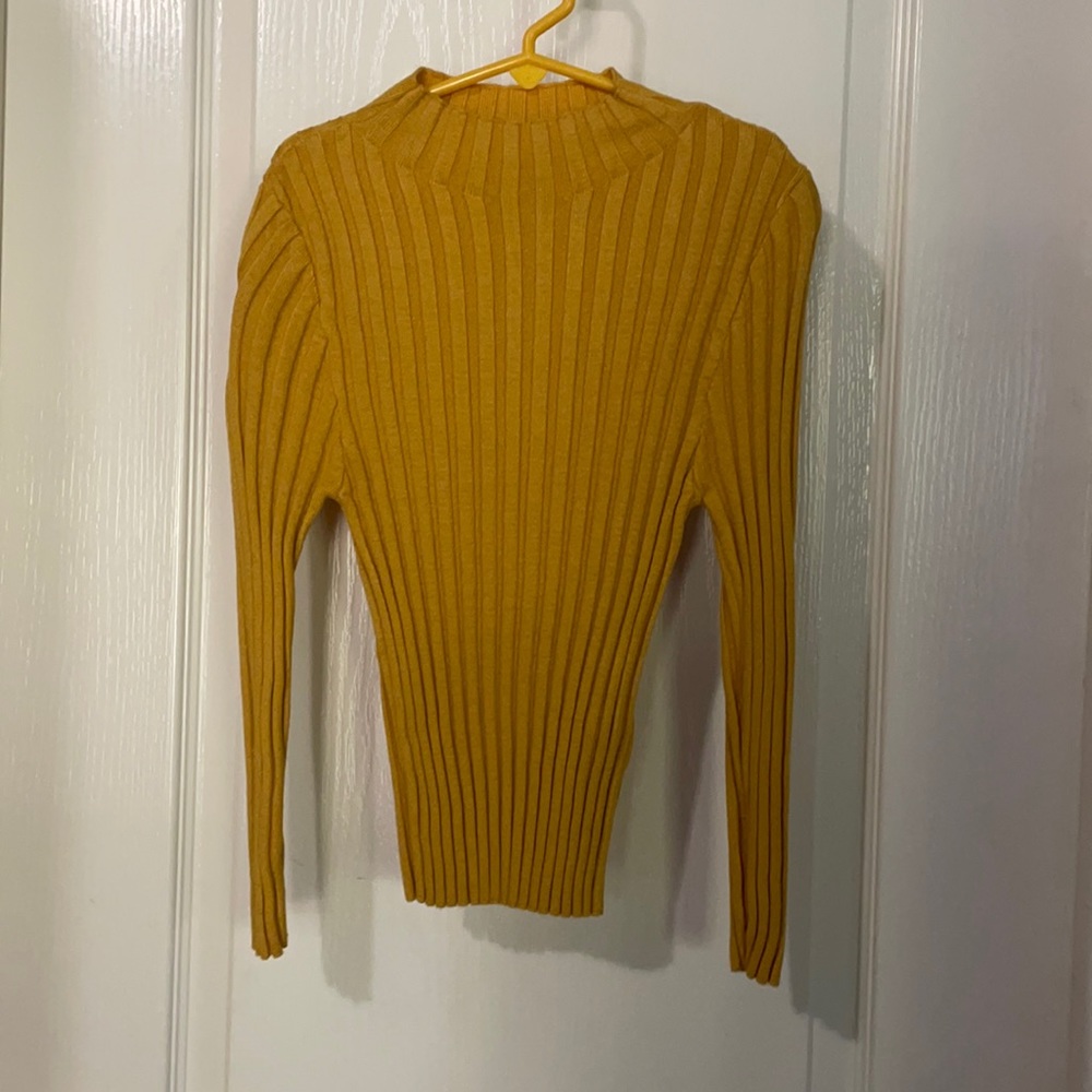 Yellow sweater